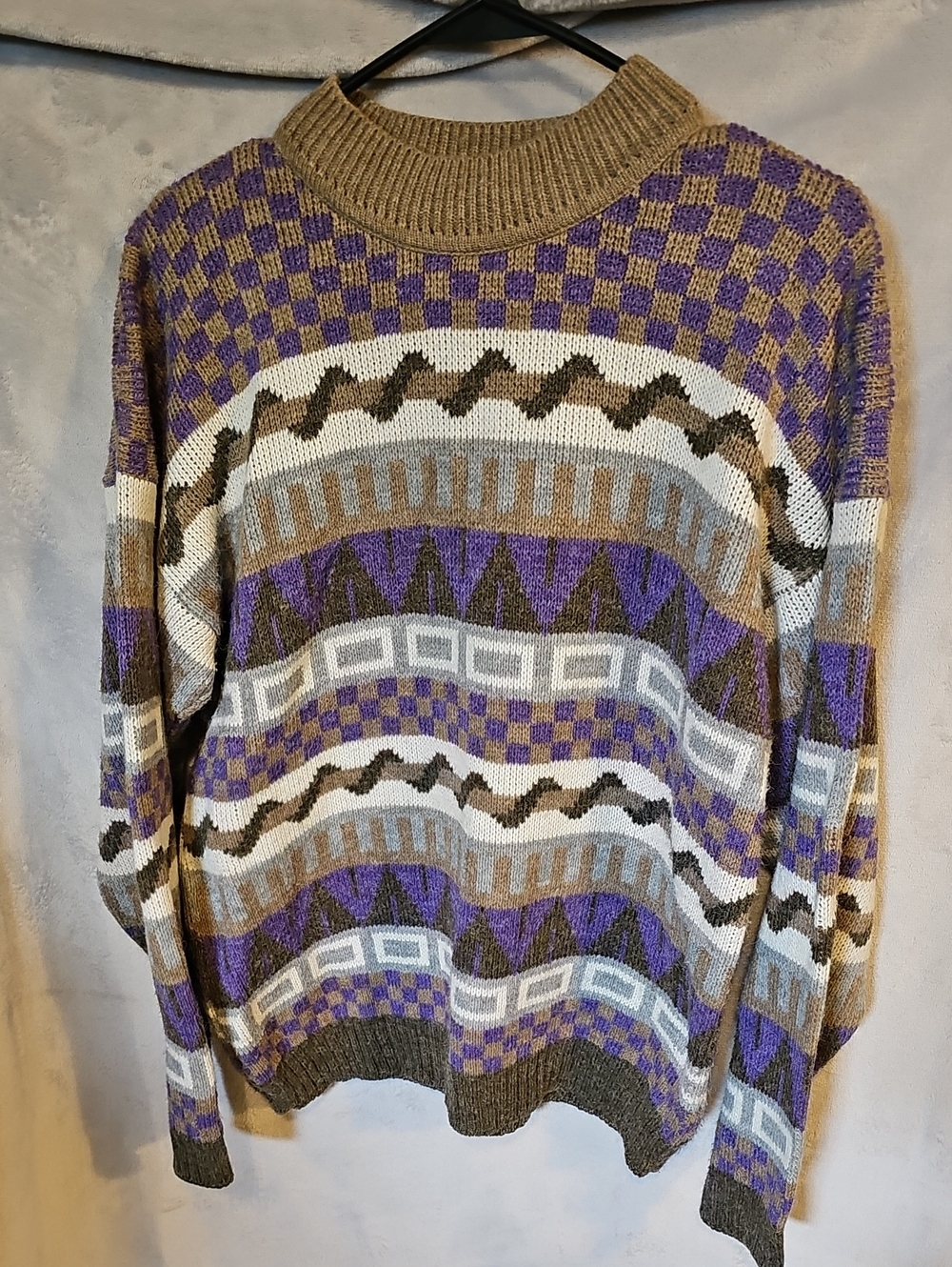 Vintage Purple Patterned Women's Sweater